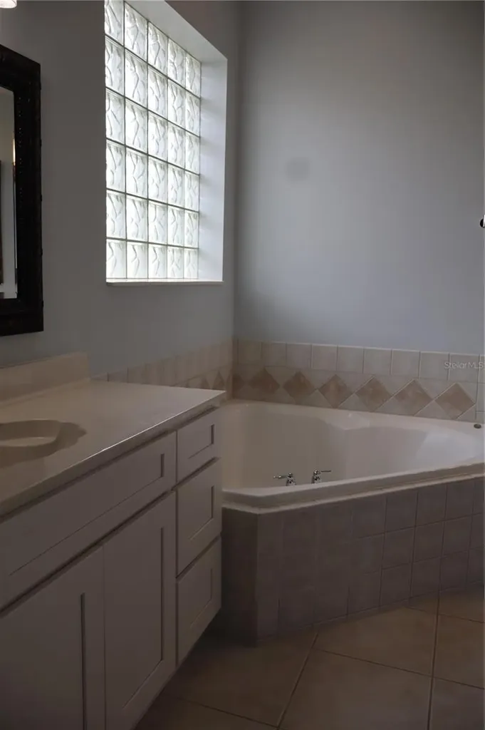 10842 Woodchase Circle Orlando FL 32836