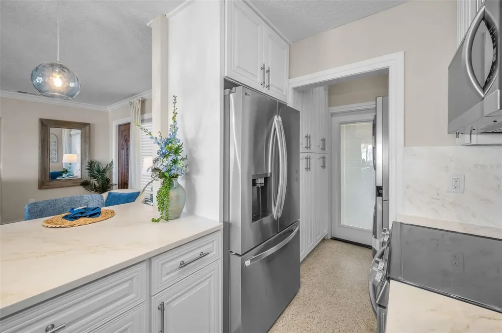 52 N Pine Circle Belleair FL 33756