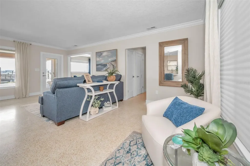 52 N Pine Circle Belleair FL 33756