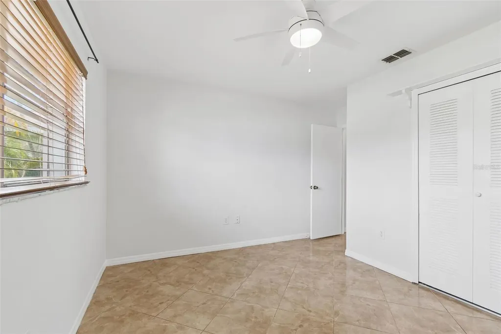 8272 Denise Drive E Seminole FL 33777