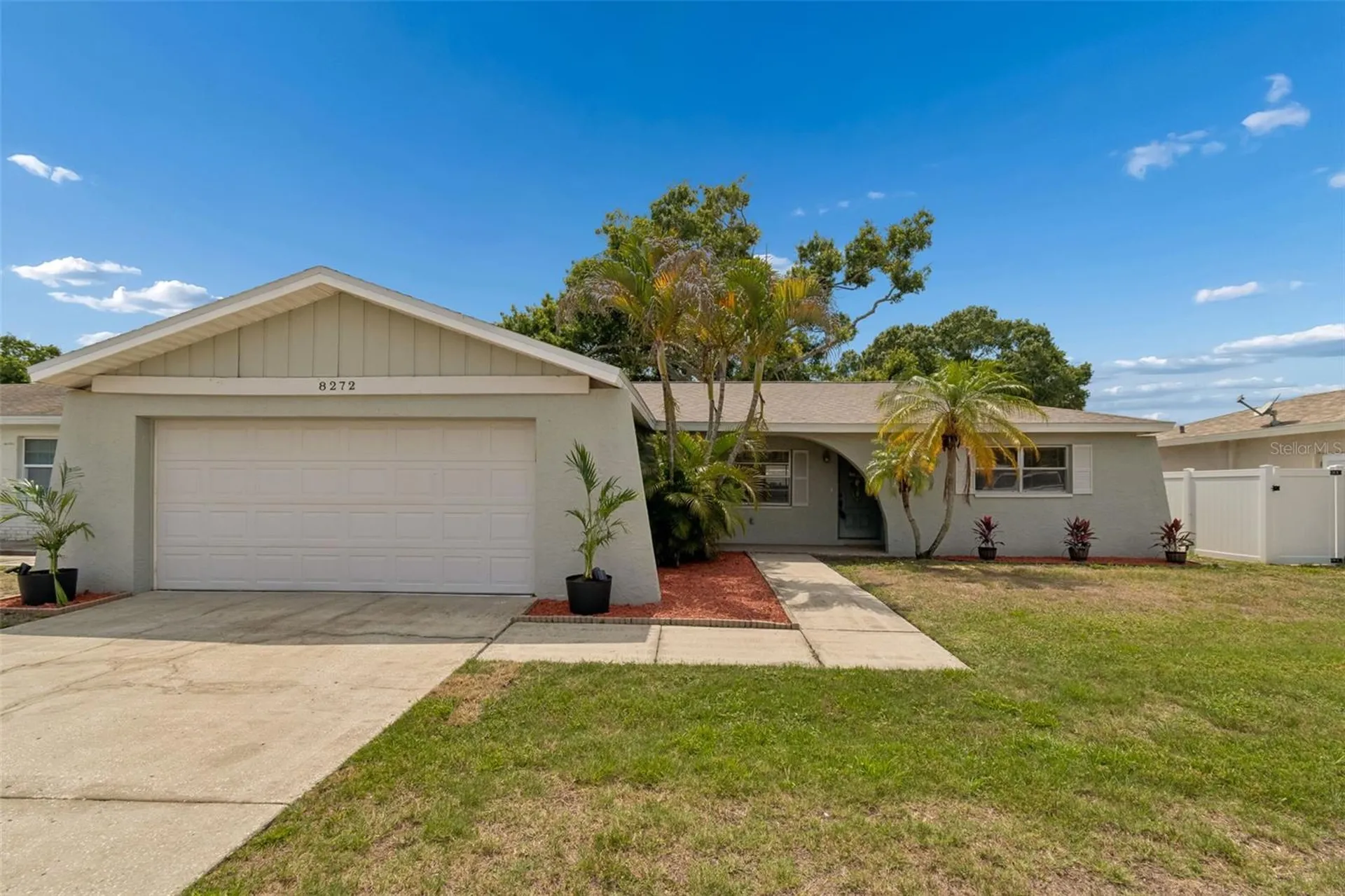 8272 Denise Drive E Seminole FL 33777