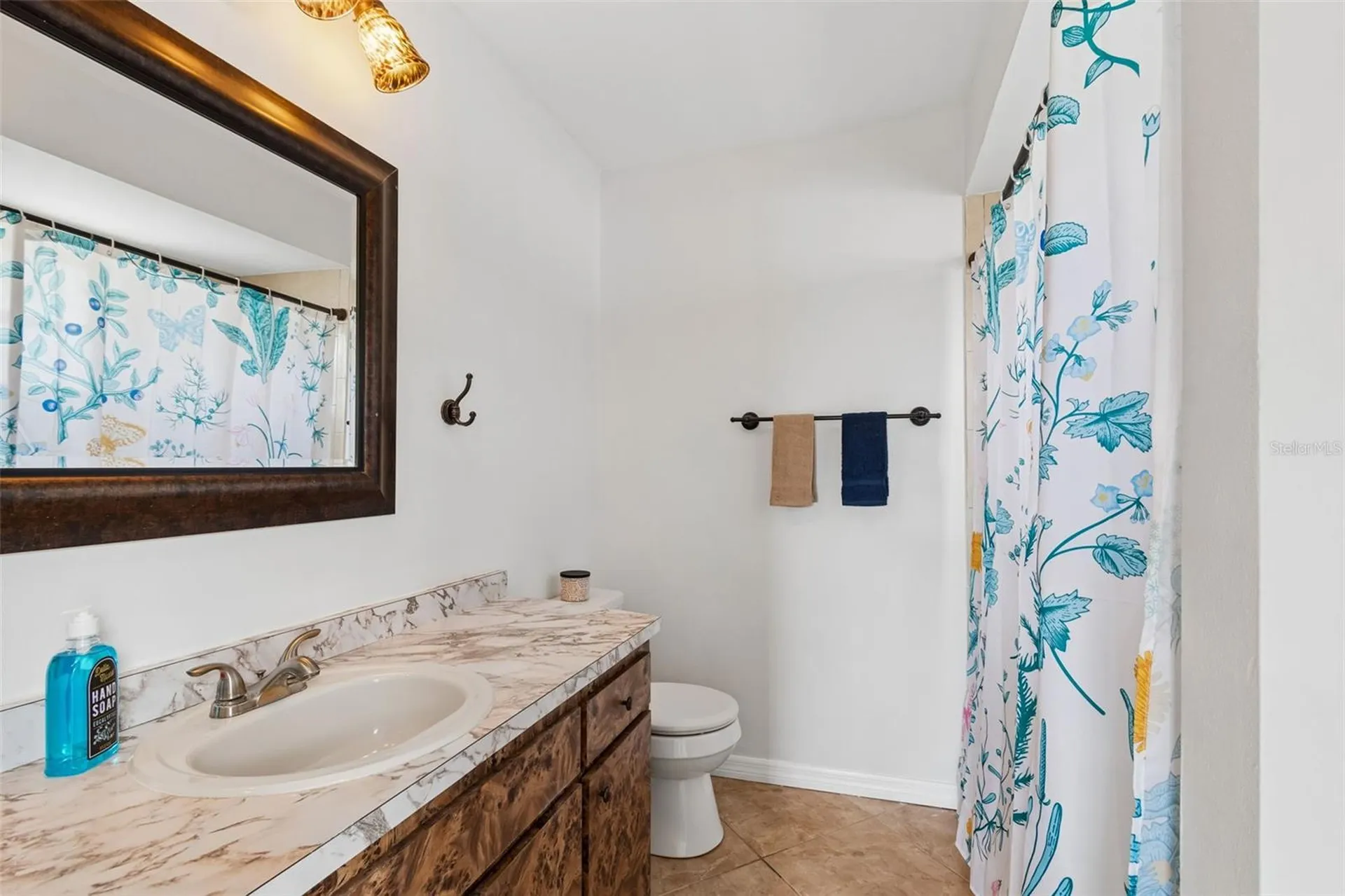 8272 Denise Drive E Seminole FL 33777