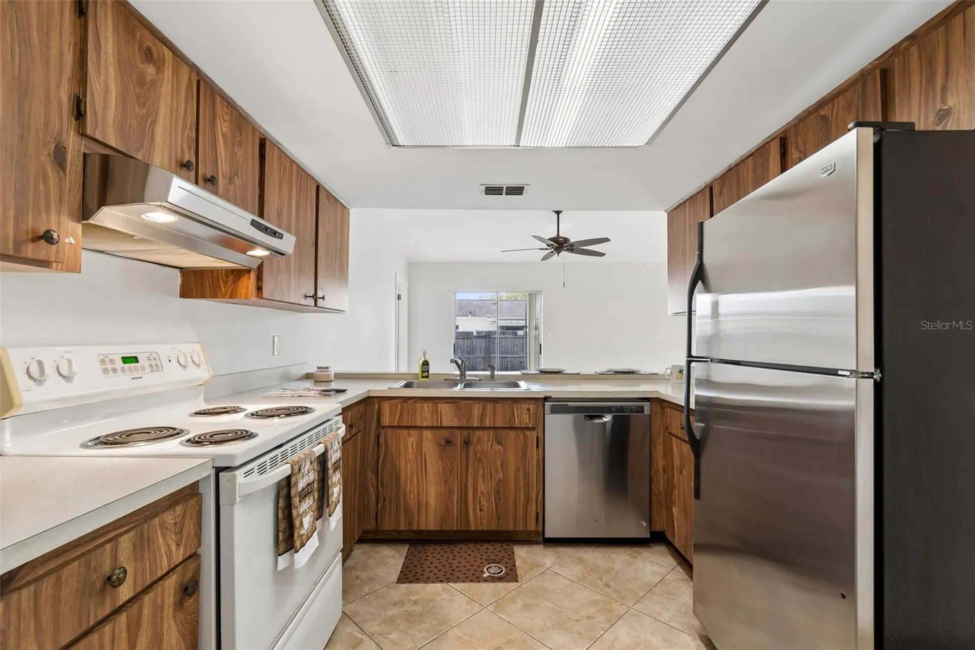 8272 Denise Drive E Seminole FL 33777