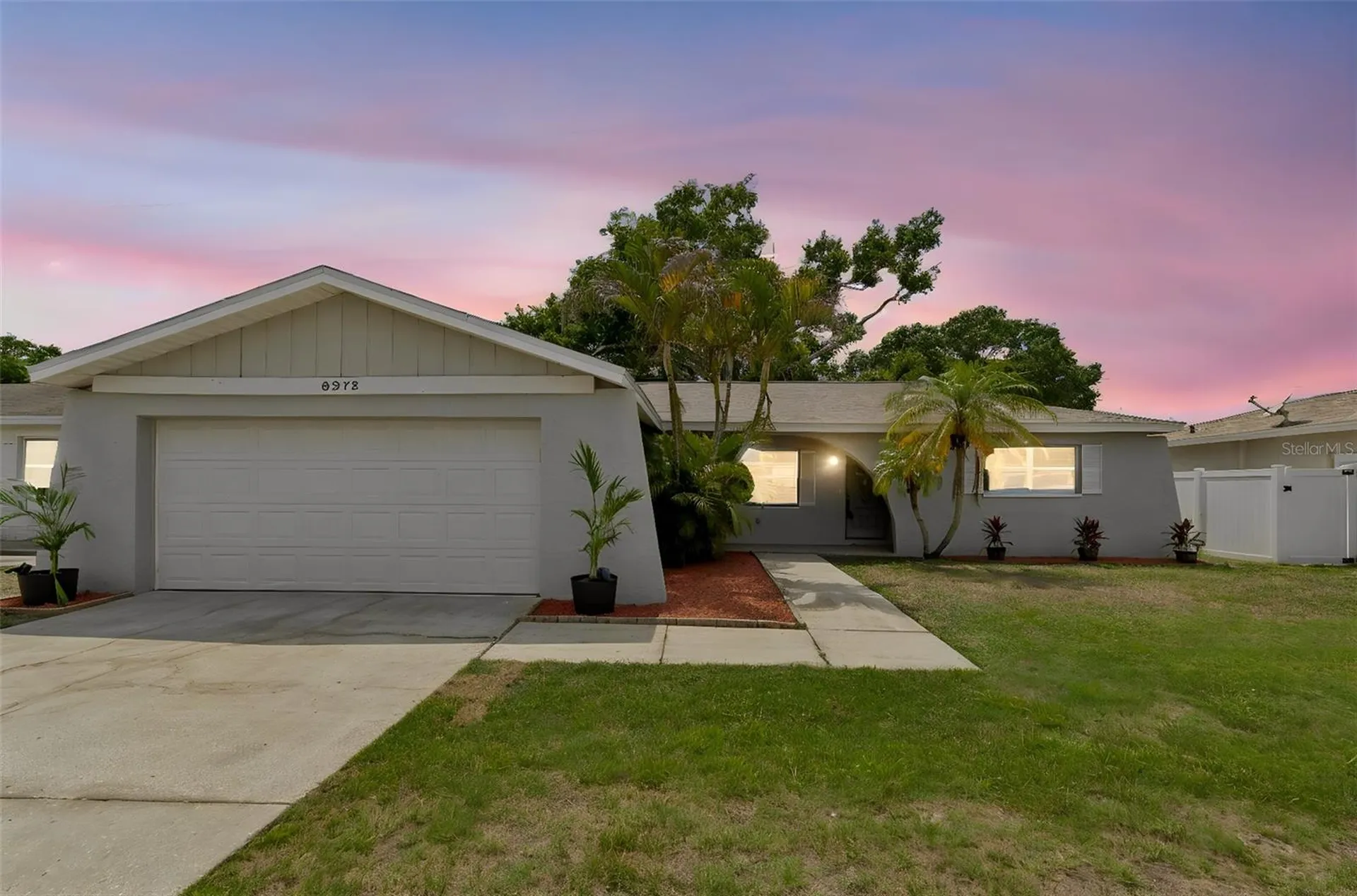 8272 Denise Drive E Seminole FL 33777