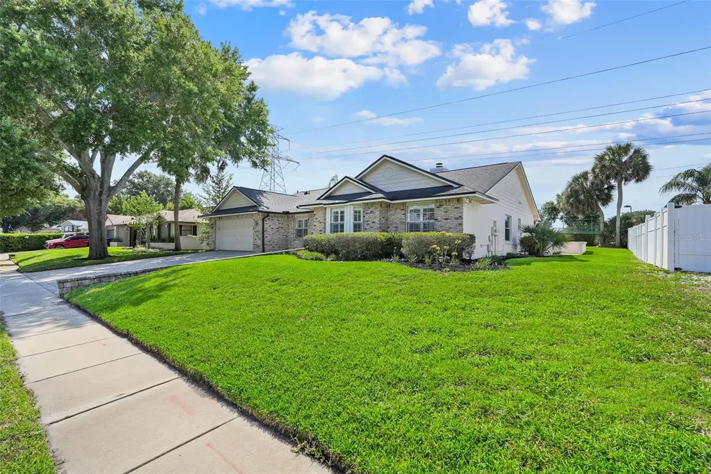 9118 Galleon Court Orlando FL 32819