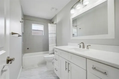 9118 Galleon Court Orlando FL 32819