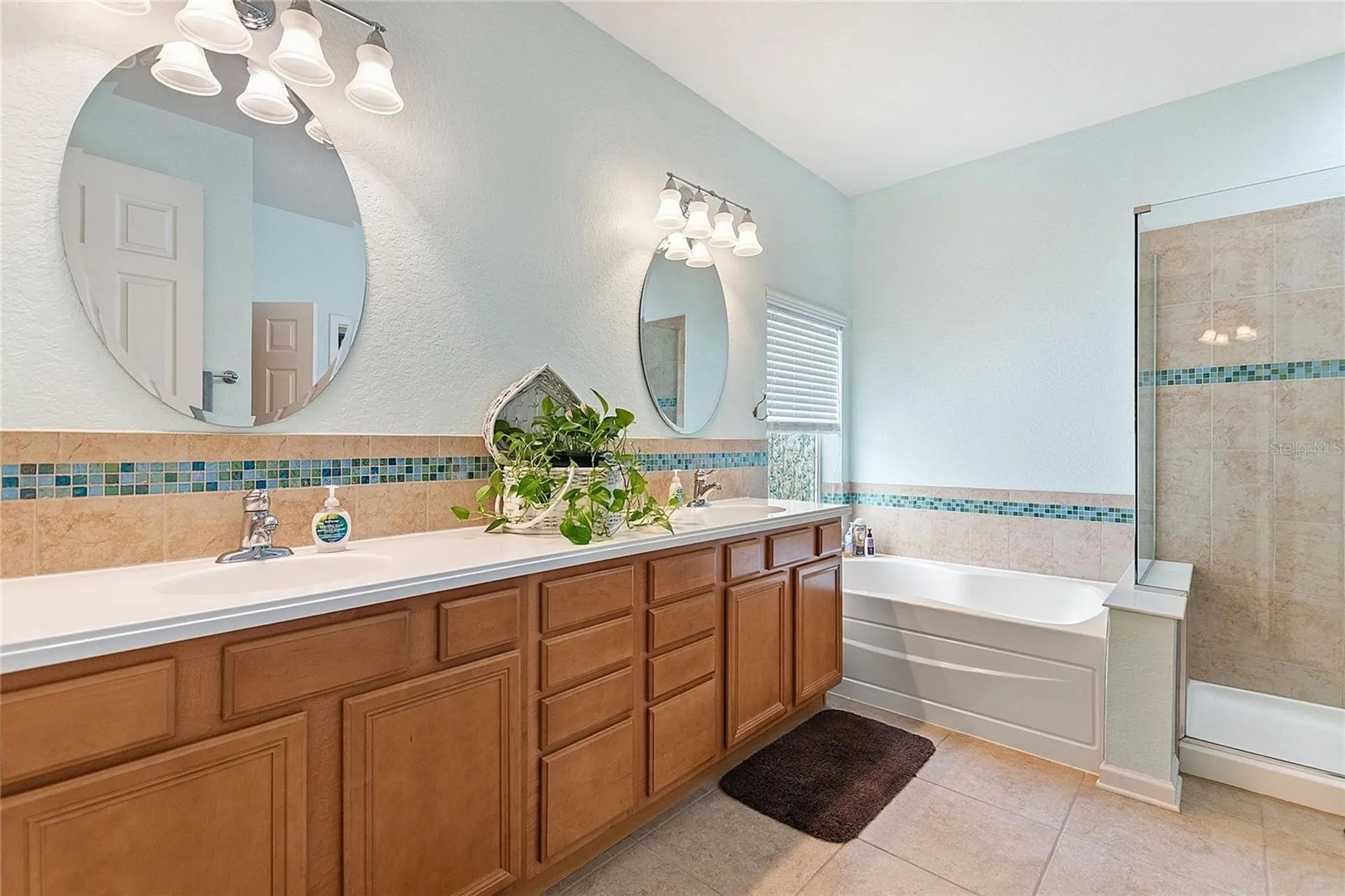 423 Armada Lane Davenport FL 33837