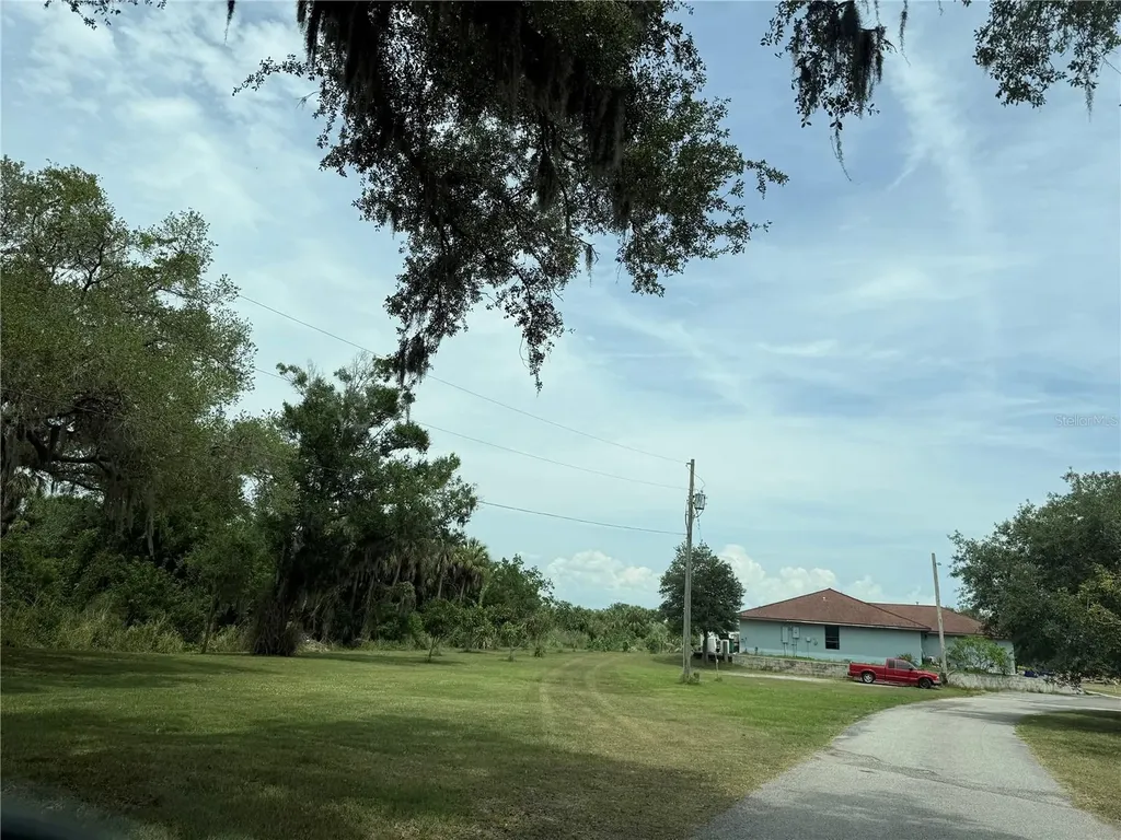 3208 16th Ave E Palmetto FL 34221