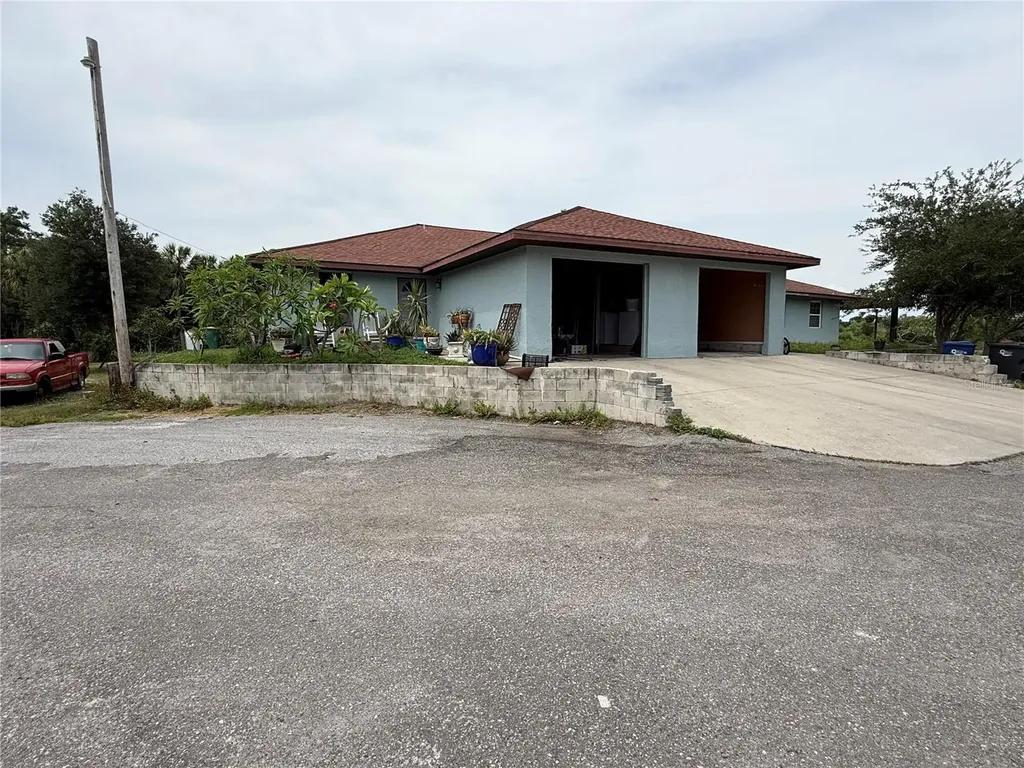 3208 16th Ave E Palmetto FL 34221