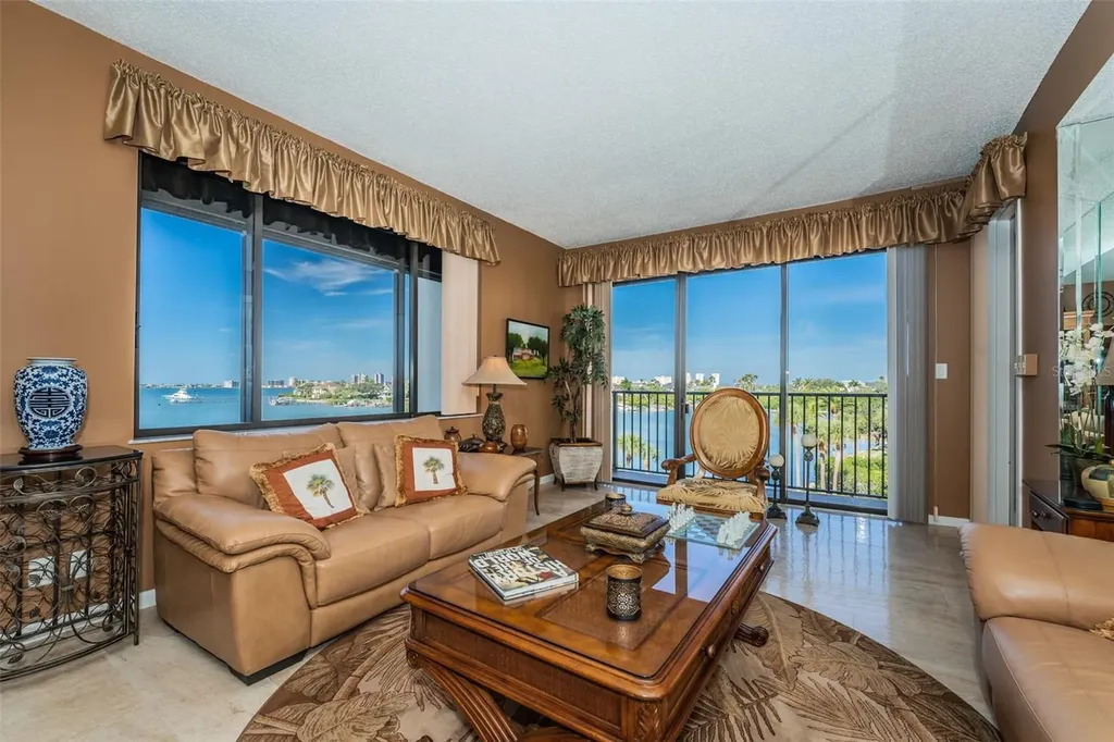 6 Belleview Boulevard Belleair FL 33756
