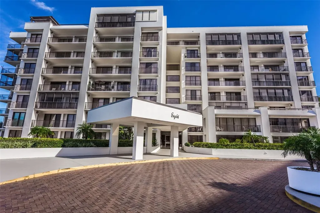 6 Belleview Boulevard Belleair FL 33756