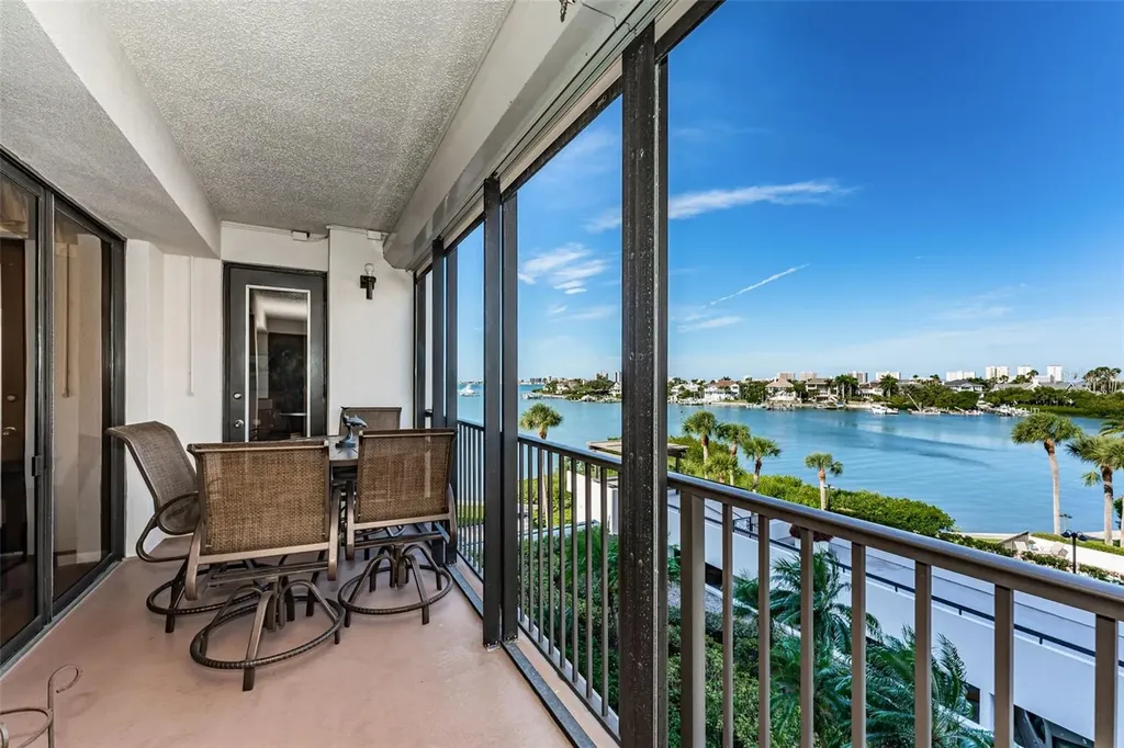 6 Belleview Boulevard Belleair FL 33756