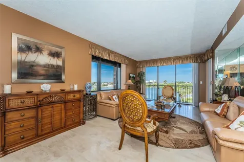 6 Belleview Boulevard Belleair FL 33756