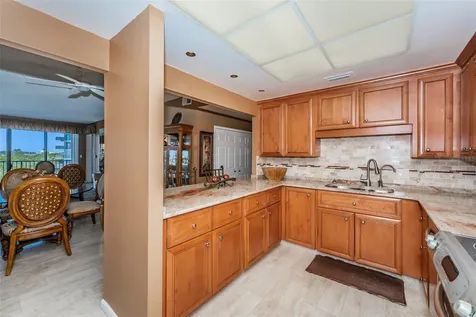 6 Belleview Boulevard Belleair FL 33756