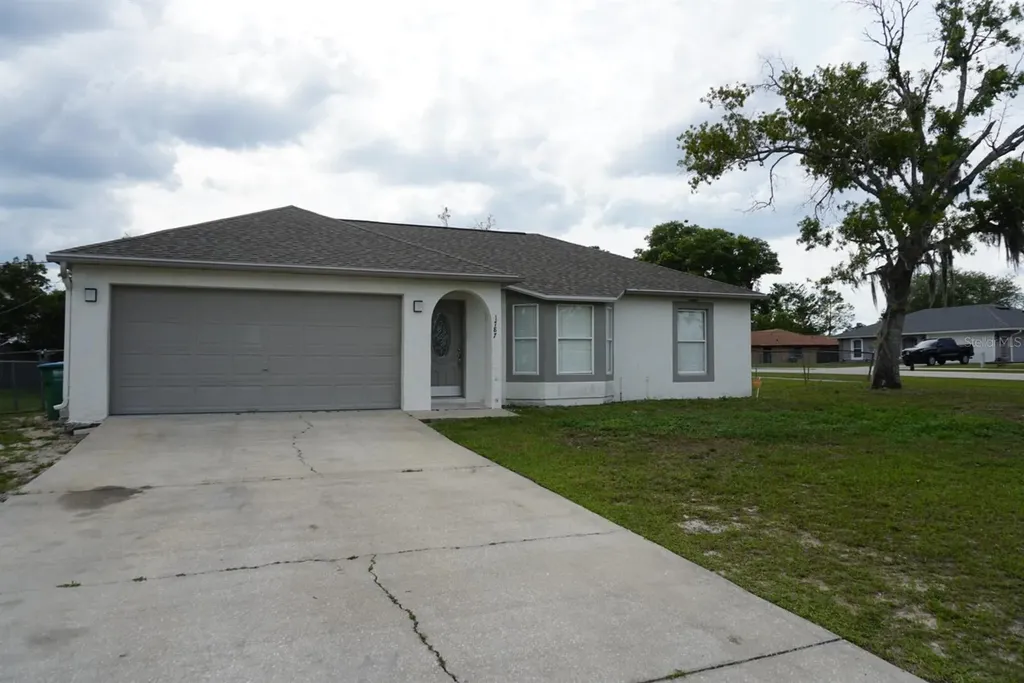 1787 Hazelton Avenue Deltona FL 32738