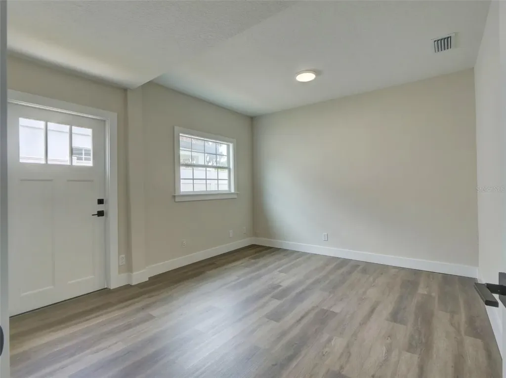 2709 Arc Drive Orlando FL 32826