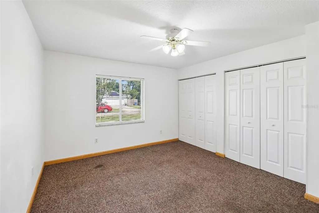 985 10th Avenue Deland FL 32724