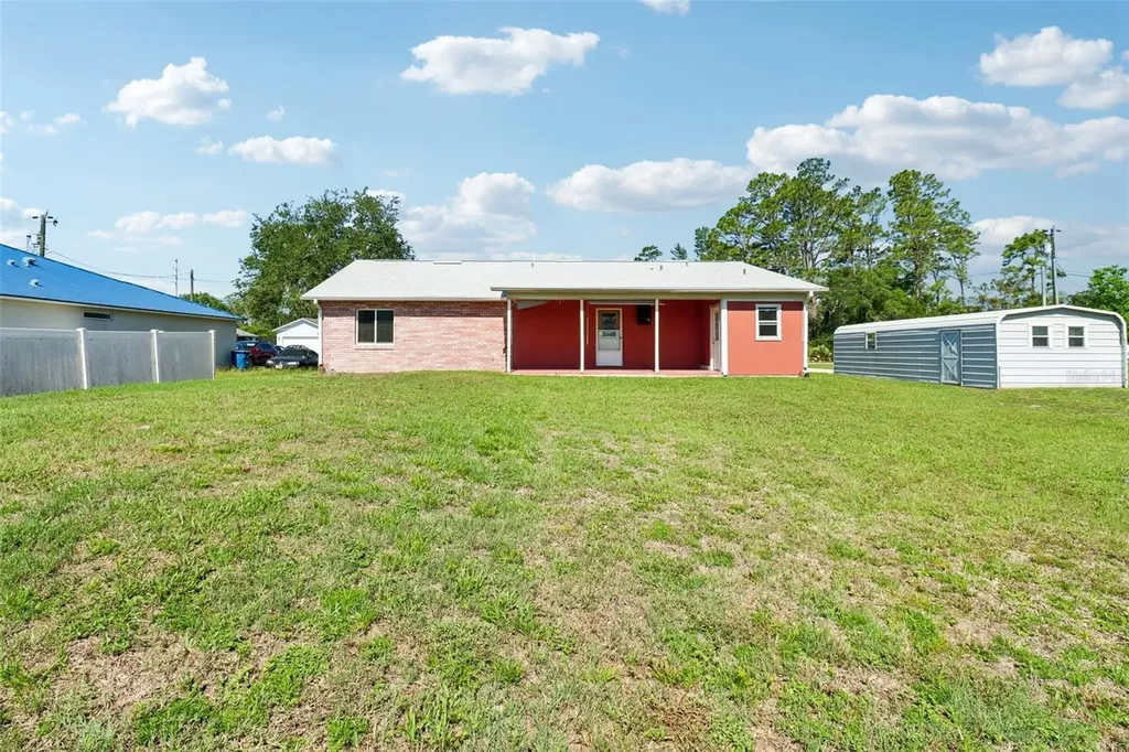 985 10th Avenue Deland FL 32724