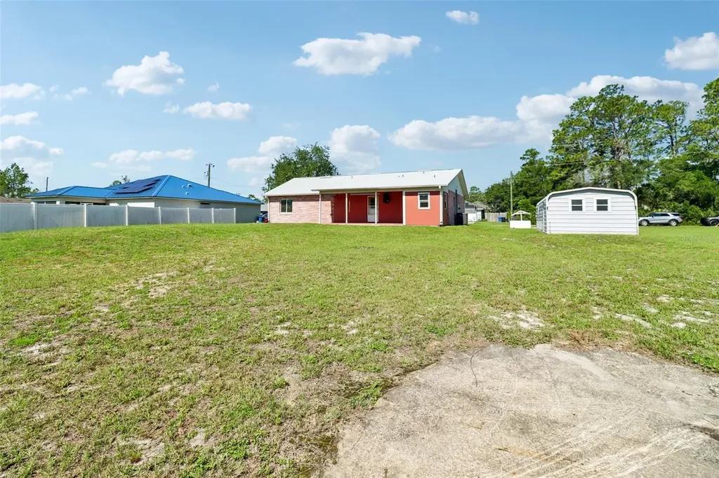 985 10th Avenue Deland FL 32724