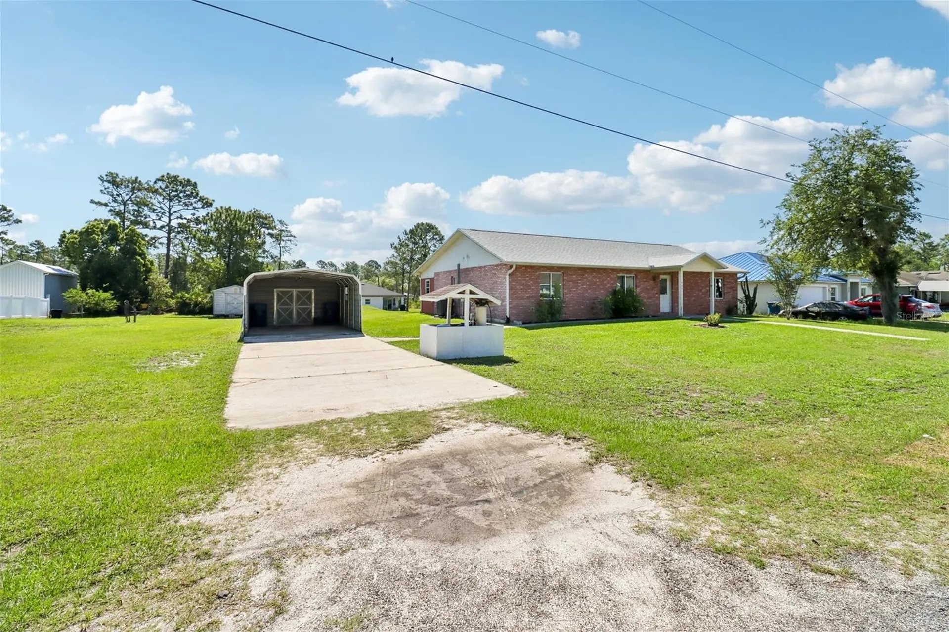 985 10th Avenue Deland FL 32724
