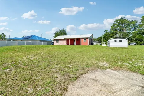 985 10th Avenue Deland FL 32724