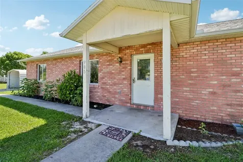 985 10TH Avenue Deland FL 32724