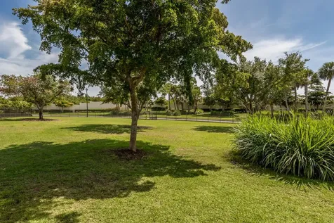 195 Maraviya Boulevard Nokomis FL 34275