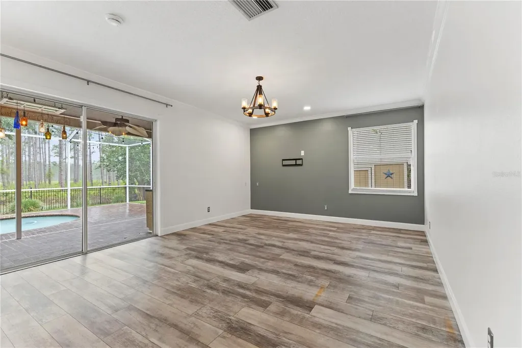 9307 Poplar Creek Court Tampa FL 33647
