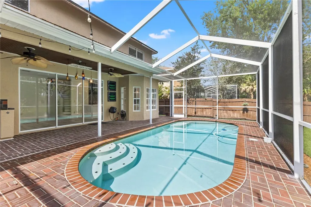 9307 Poplar Creek Court Tampa FL 33647