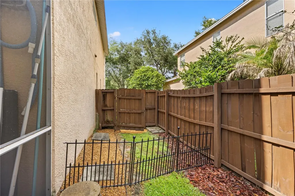 9307 Poplar Creek Court Tampa FL 33647