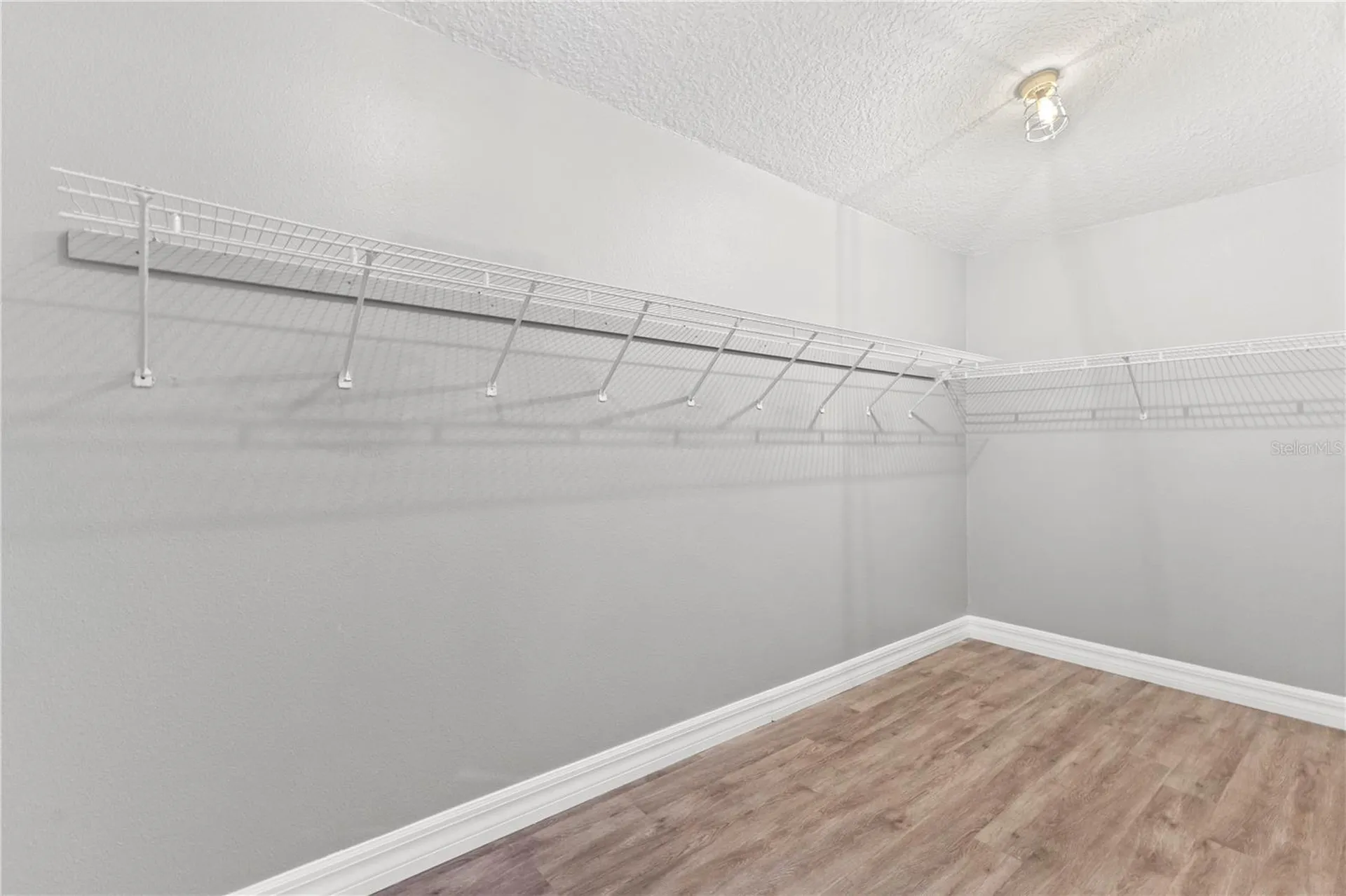 9307 Poplar Creek Court Tampa FL 33647