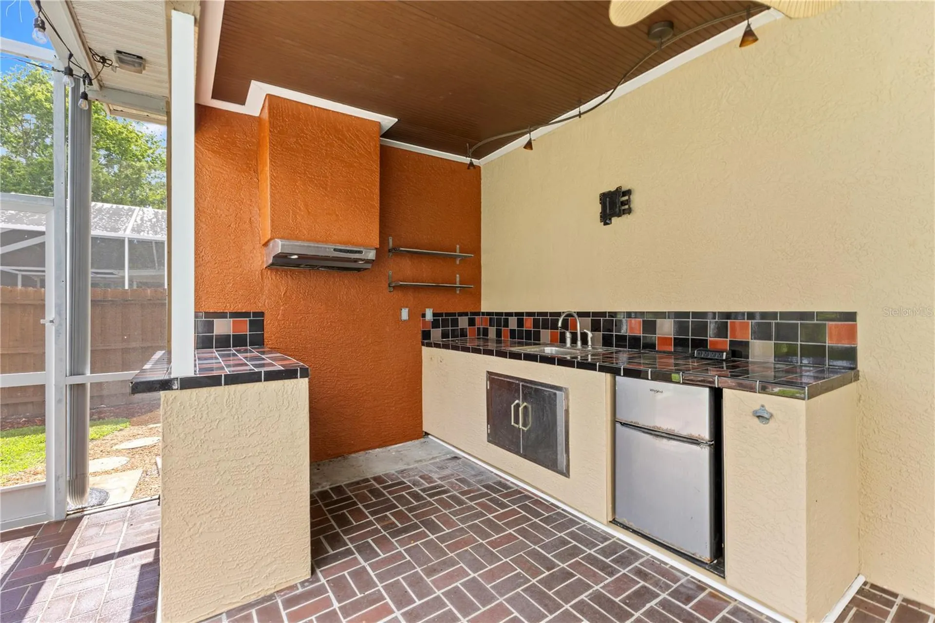 9307 Poplar Creek Court Tampa FL 33647