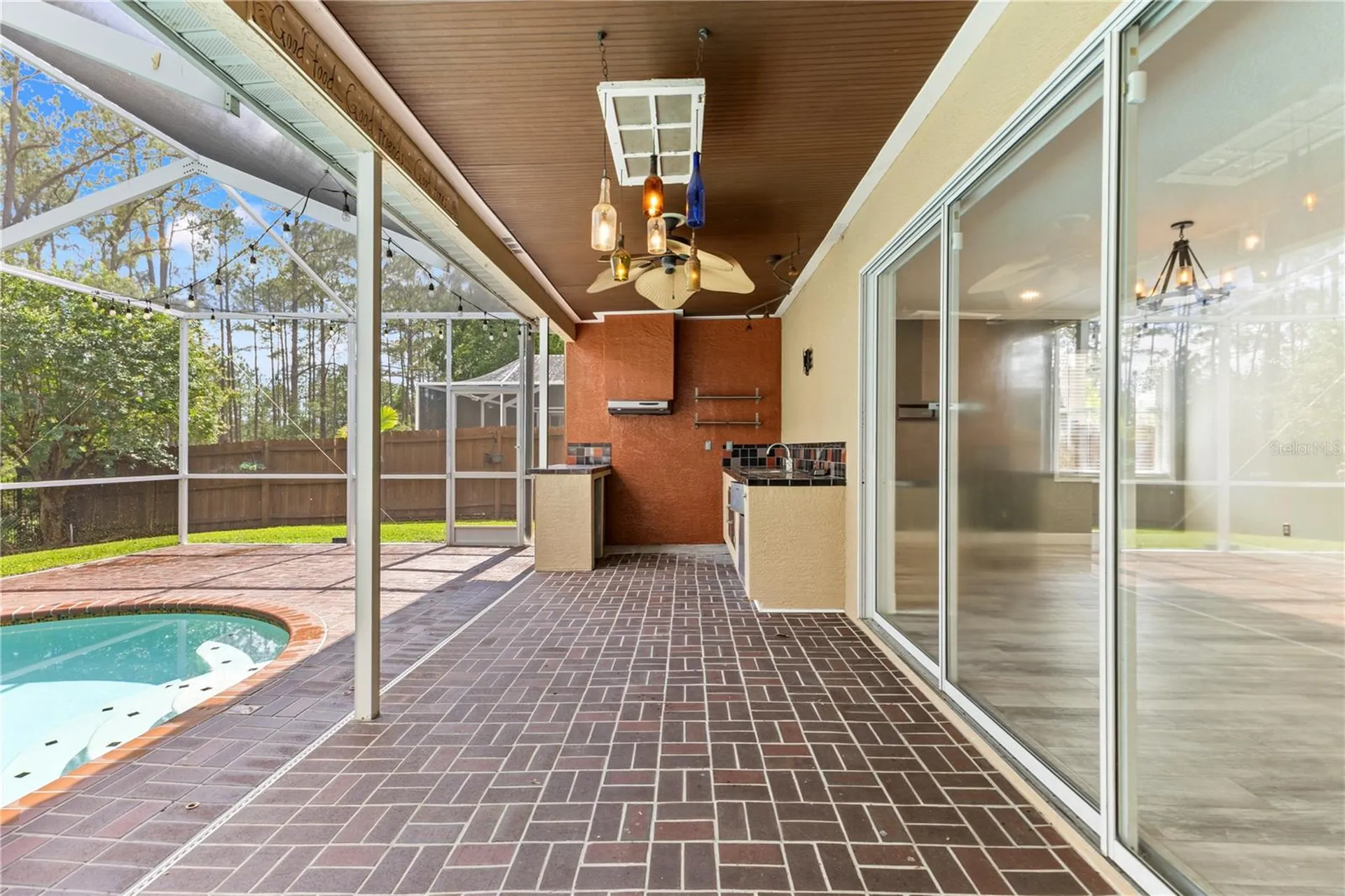 9307 Poplar Creek Court Tampa FL 33647