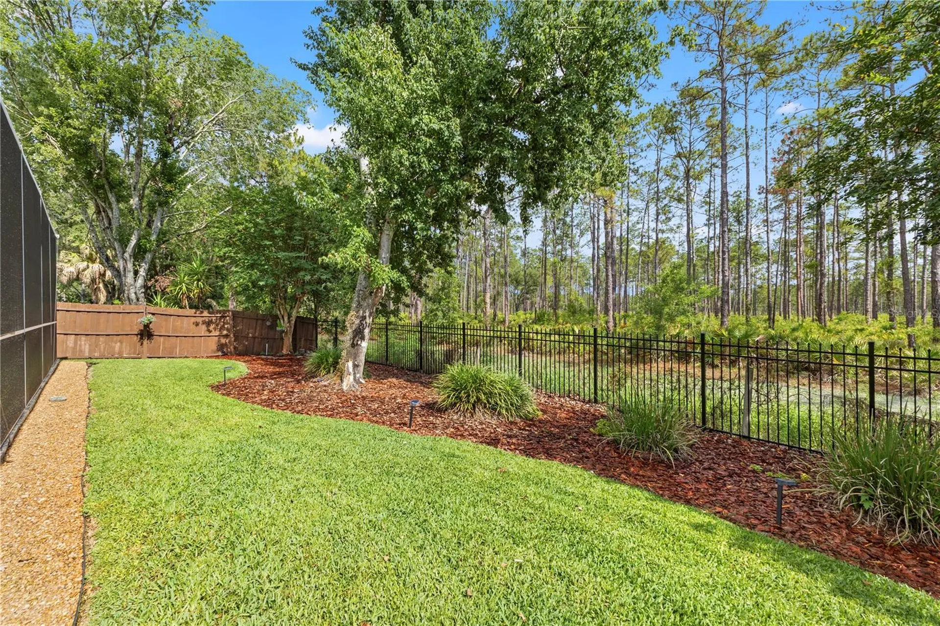 9307 Poplar Creek Court Tampa FL 33647