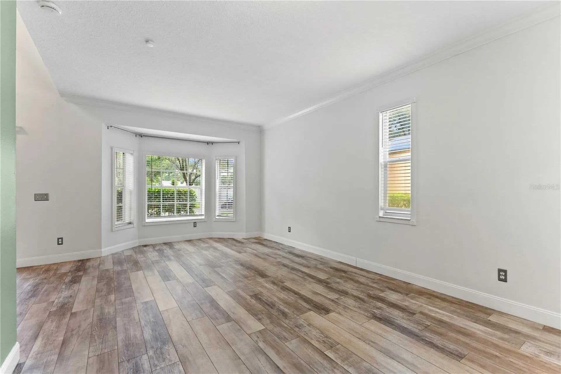 9307 Poplar Creek Court Tampa FL 33647