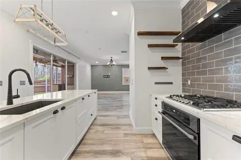 9307 Poplar Creek Court Tampa FL 33647