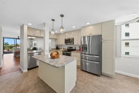 1316 Pasadena Avenue S South Pasadena FL 33707