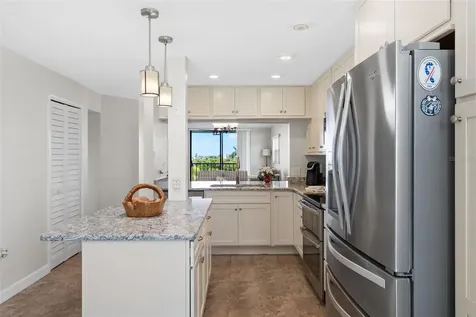 1316 Pasadena Avenue S South Pasadena FL 33707