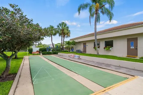 1316 Pasadena Avenue S South Pasadena FL 33707