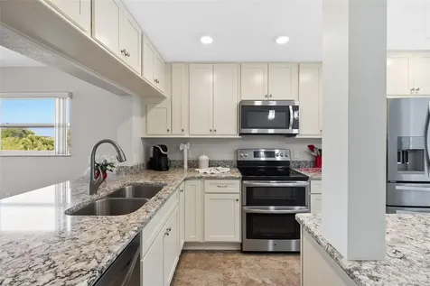 1316 Pasadena Avenue S South Pasadena FL 33707