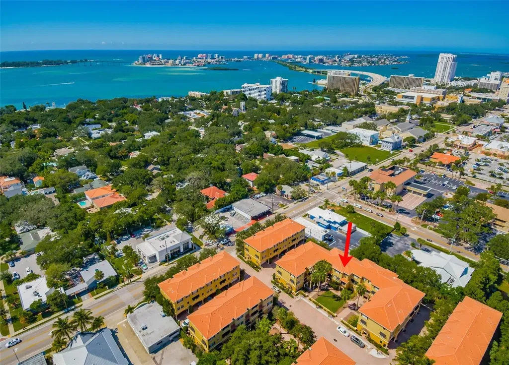 528 Jasmine Way Clearwater FL 33756