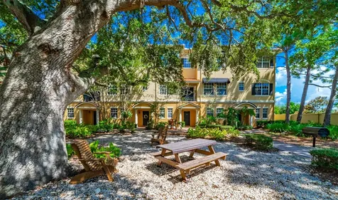 528 Jasmine Way Clearwater FL 33756