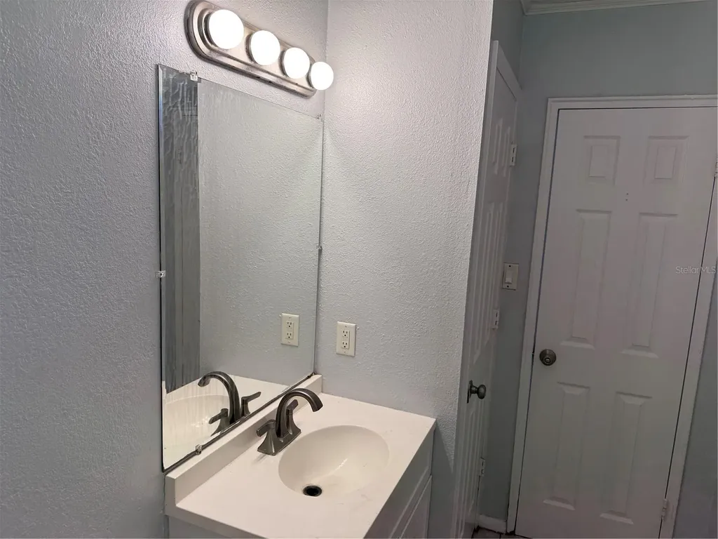 1009 Mccormack Street Leesburg FL 34748