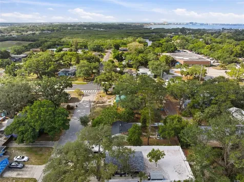 2111 42nd Street S St Petersburg FL 33711