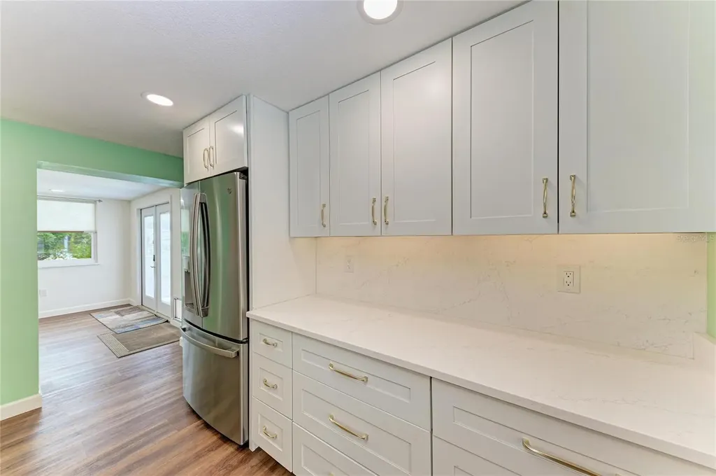 2317 S Tuttle Avenue Sarasota FL 34239