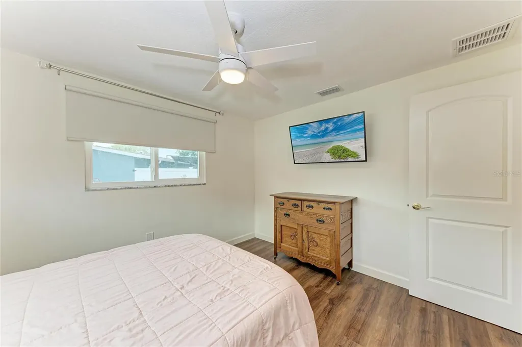 2317 S Tuttle Avenue Sarasota FL 34239