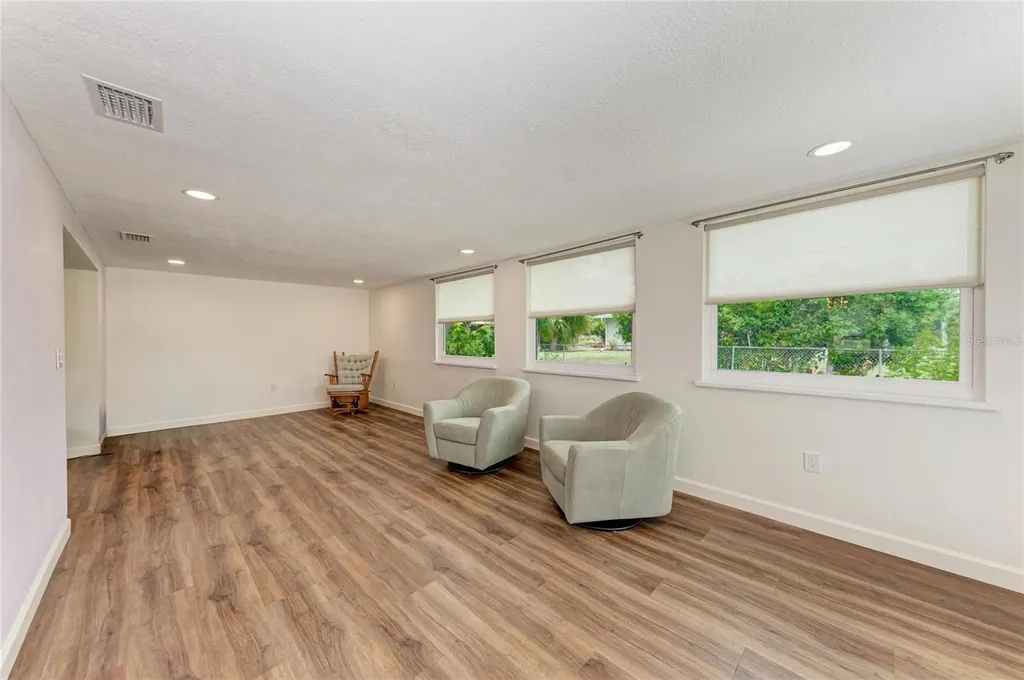 2317 S Tuttle Avenue Sarasota FL 34239