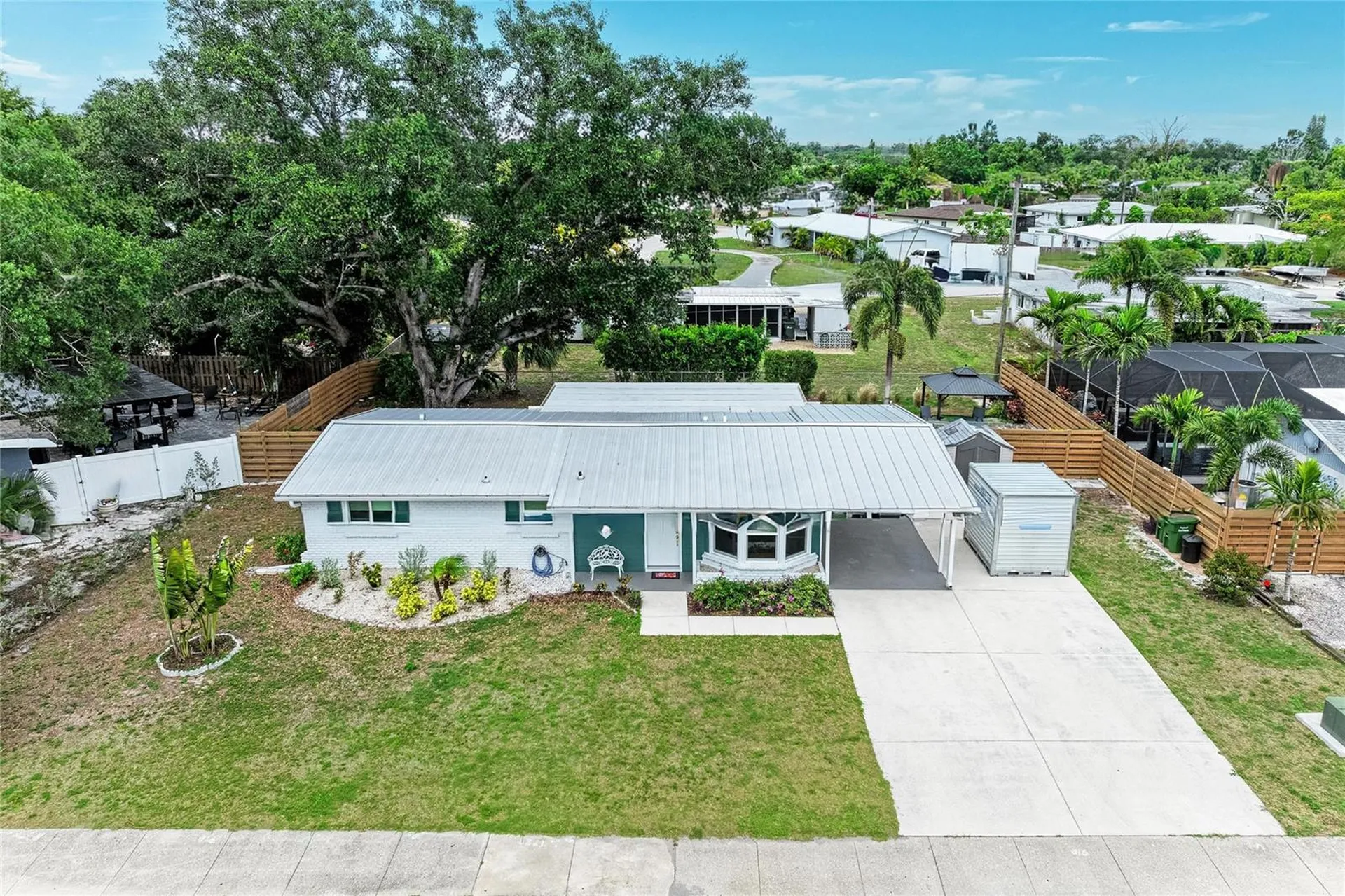 2317 S Tuttle Avenue Sarasota FL 34239