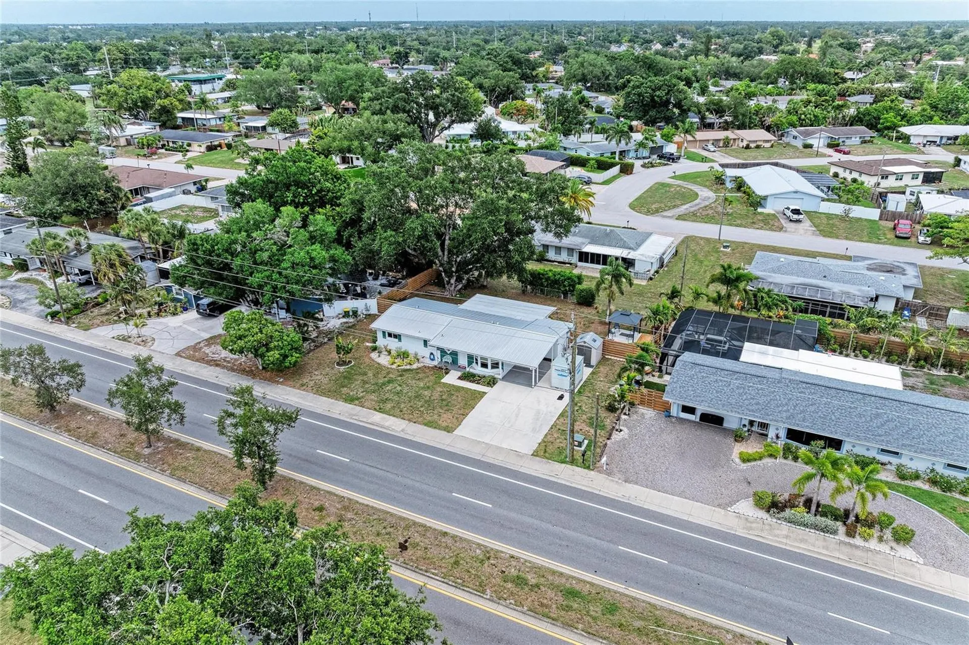 2317 S Tuttle Avenue Sarasota FL 34239