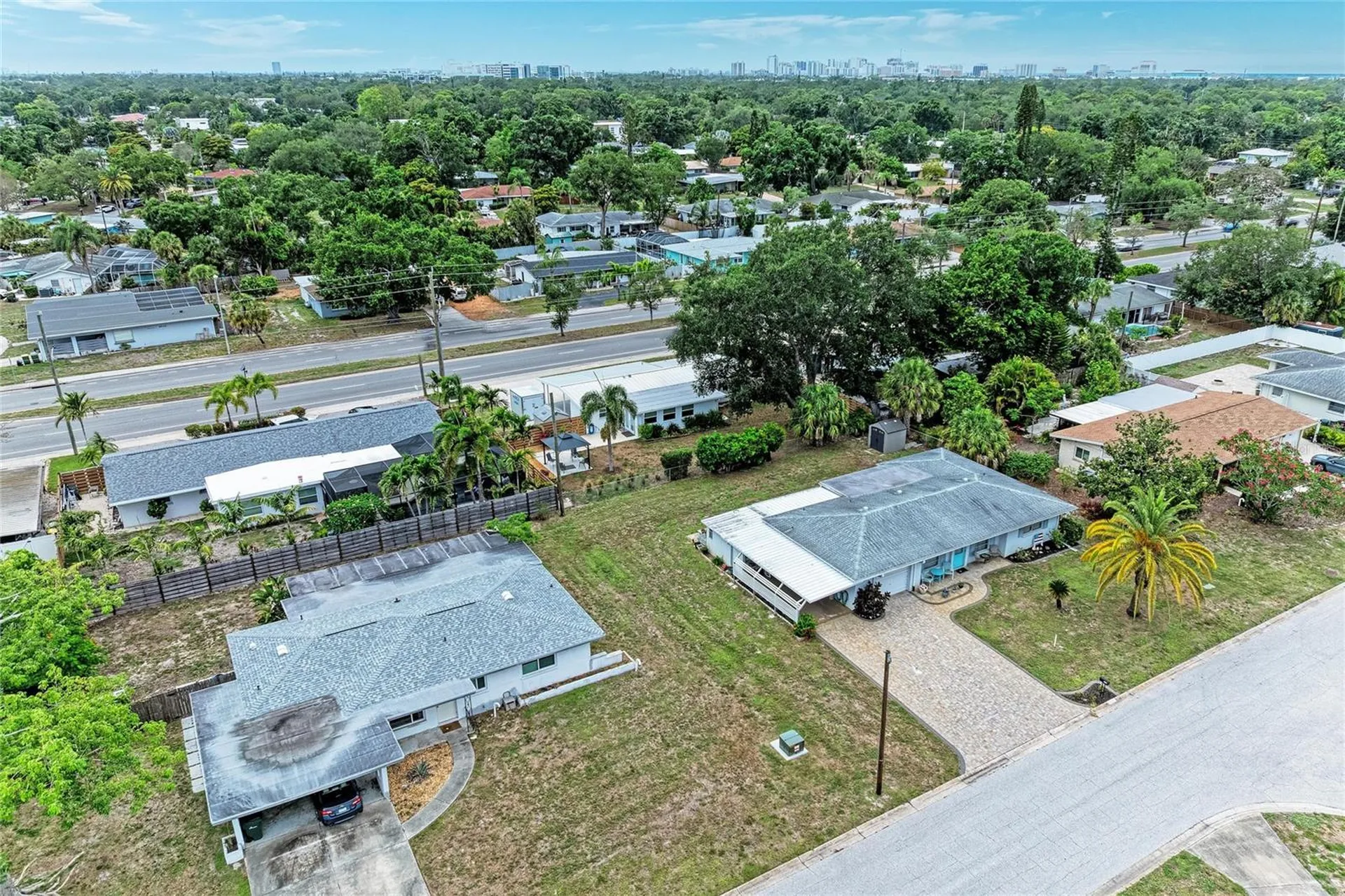 2317 S Tuttle Avenue Sarasota FL 34239